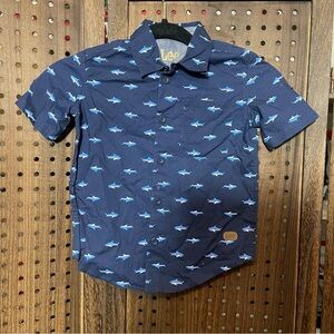 Boys size 4 Lee Shark 🦈 button up shirt‎